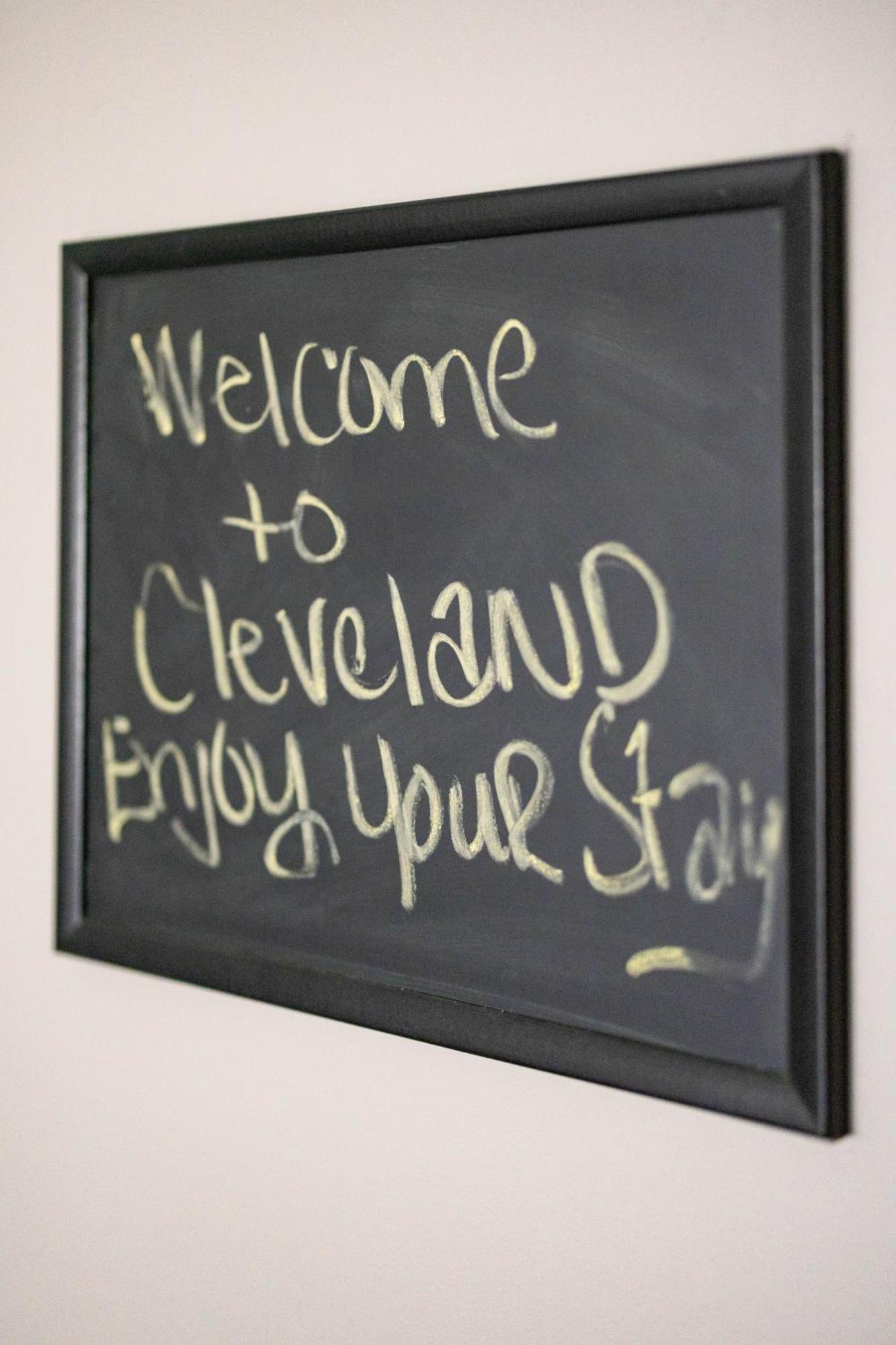 Luxury Downtown Townhome Unit 15 Cleveland Esterno foto